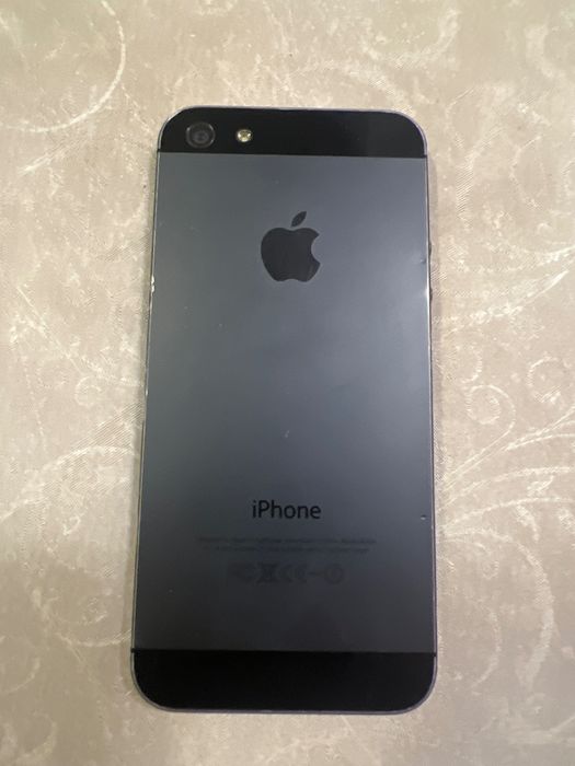Продам iPhone 11 и iPhone 5