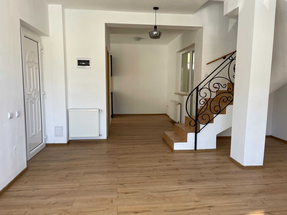 Casa in quadruplex cartier Green Valley