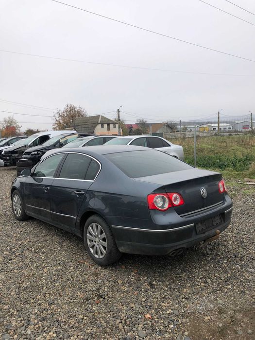 Dezmembrez Vw Passat B6 2009, 2,0tdi tip CBB, cutie automata