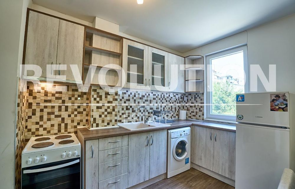 Дава се под наем Двустаен апартамент в Пловдив, Кючук Париж - 60 кв.м за 400 € - Снимка #1