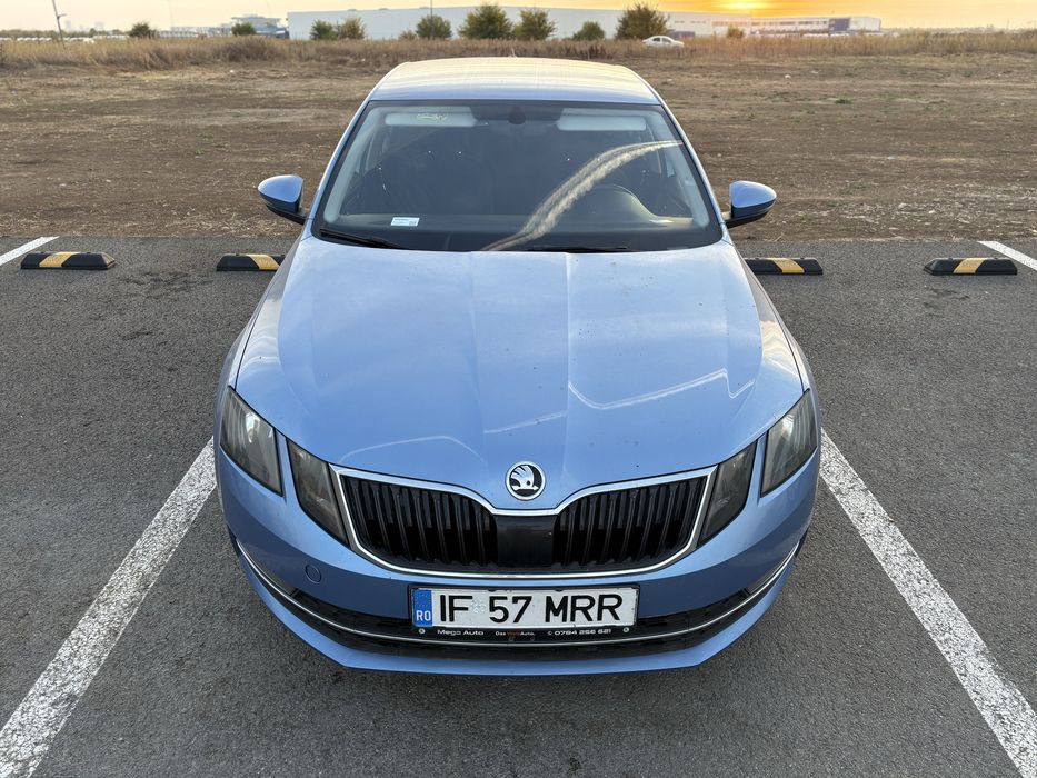 Skoda Octavia 2017 diesel(4x4) DSG cutie automata avariata/defecta/stricata, proprietar de noua