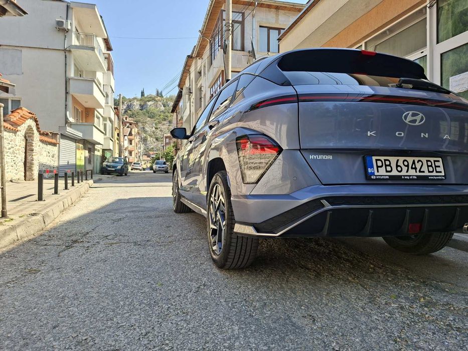 Hyundai Kona N-line пакет вън и вътре закупена от официален дилър