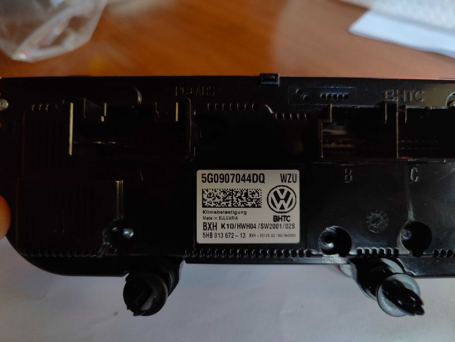 Контролен панел климатик и панел скоростен лост VW Passat B8 Пасат Б8