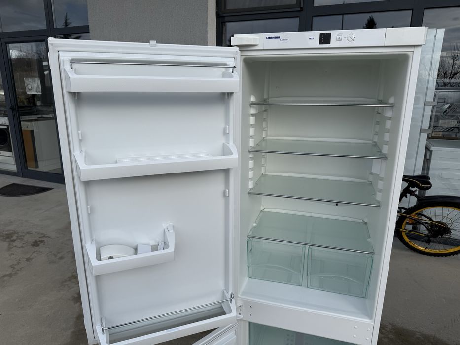 Хладилник за вграждане Либхер 157 см