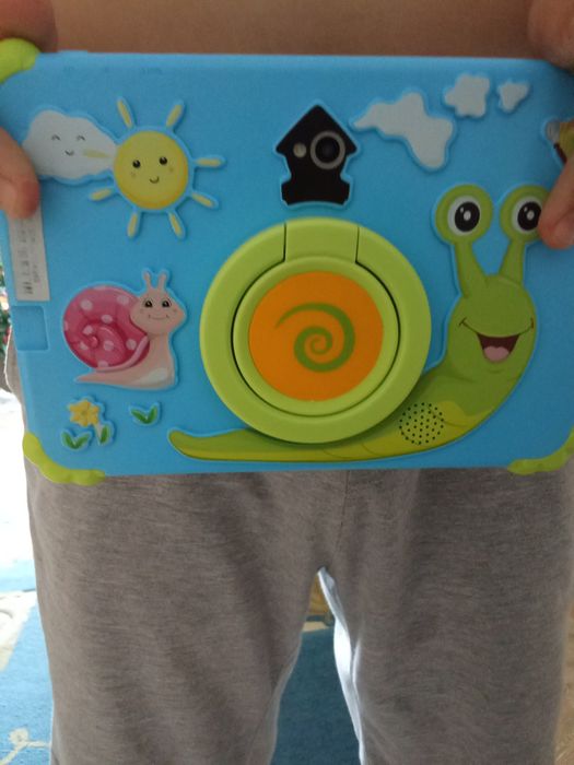 Продам планшет в хорошем состоянии детский.