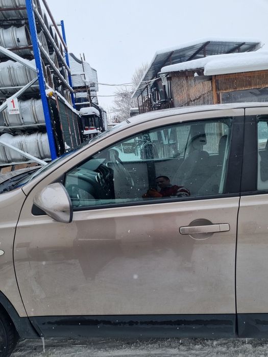 Usa Stanga Fata Nissan Qashqai Facelift - SUV 4 Usi BEIGE C30 (1456)