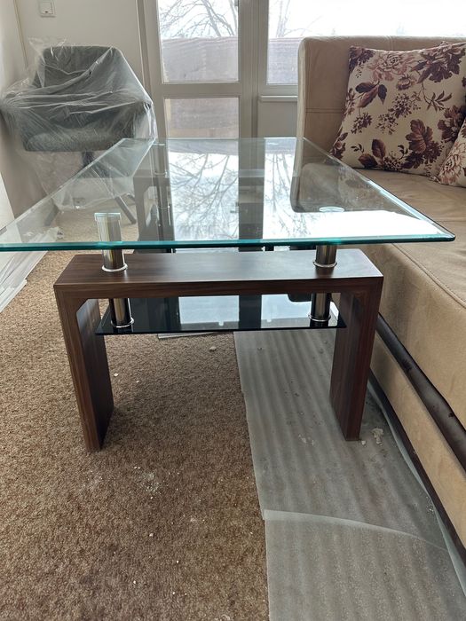 Холна стъклена маса