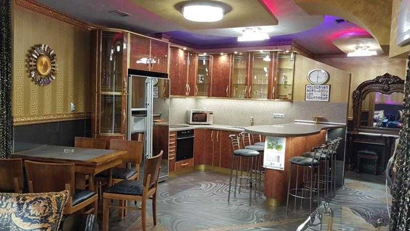 Дава се под наем Тристаен апартамент в София, Зона Б-18 - 150 кв.м за 1050 € - Снимка #5