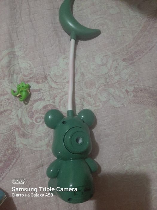 Свитильник зелёный