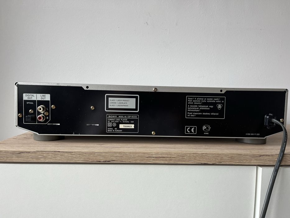 Cd player sony cdp-xe220