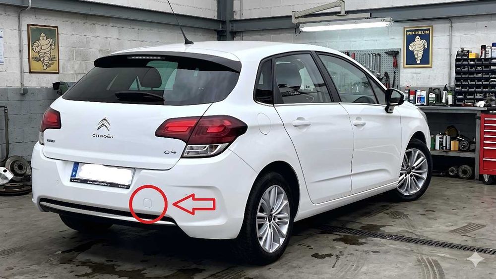 Capac carlig remorcare bara spate Citroen C4 2010-2018