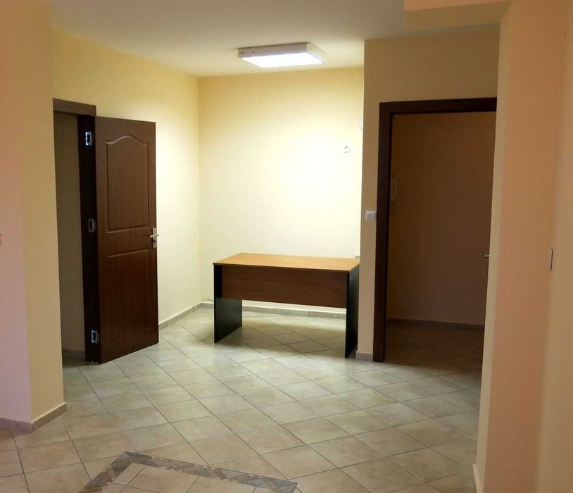 Дава се под наем Офис в Варна, Левски - 70 кв.м за 510 € - Снимка #9