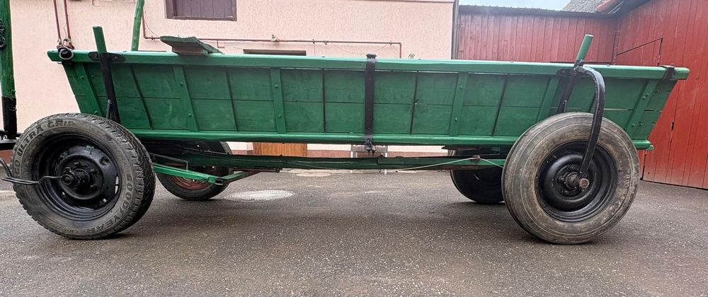 Vând caruta din fier!