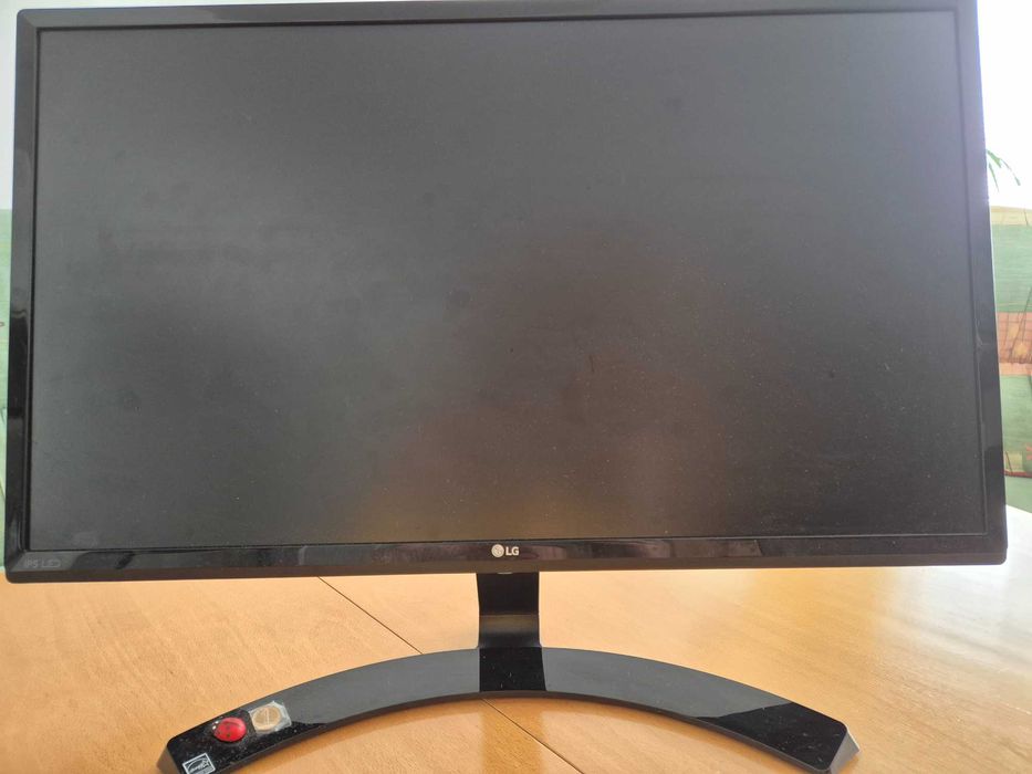 LG  монитор 24 "