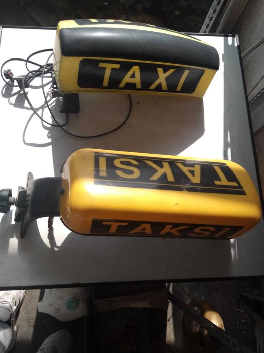 табелки за такси продава