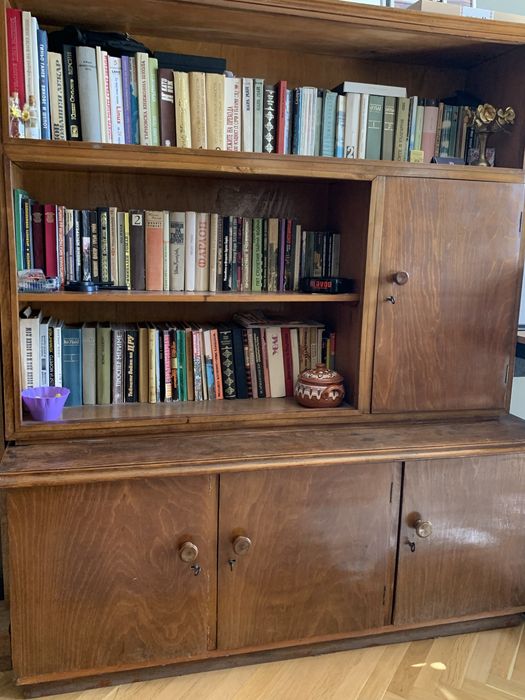 Старинна библиотека