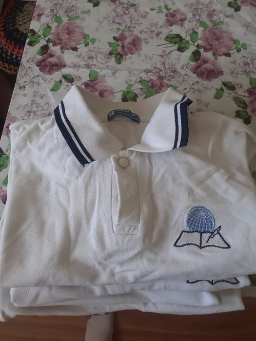 Продам  футболки   для подростков