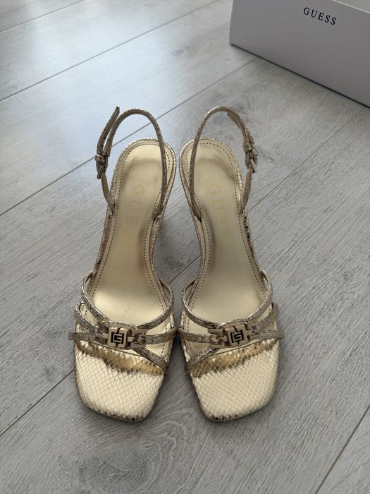 Босоножки Guess оригинал