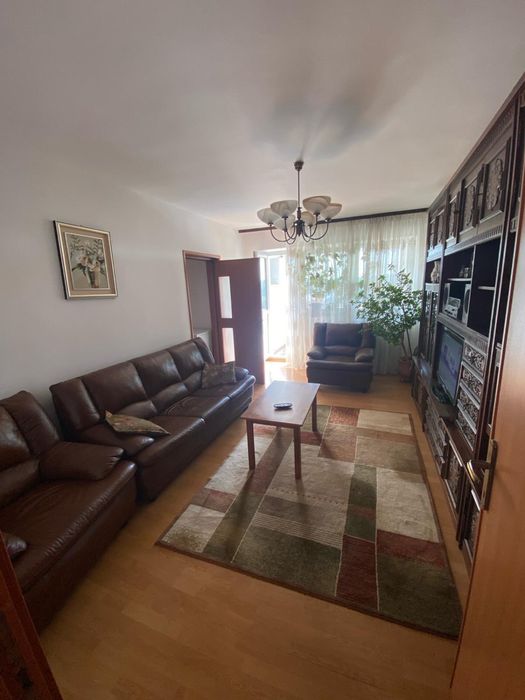 Spre inchiriere apartament Colentina 3 camere