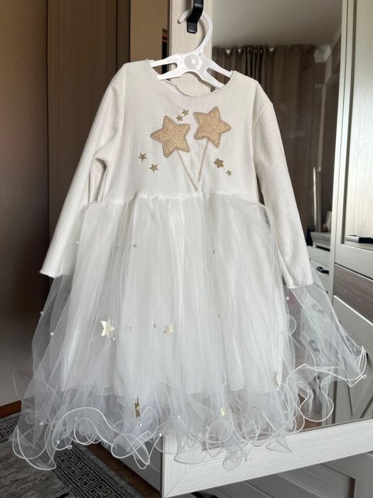 Продам детские платья