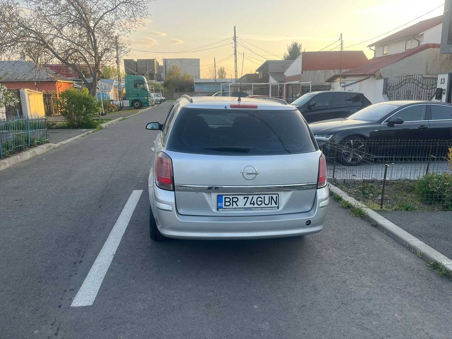 Opel Astra H 1,7cdti