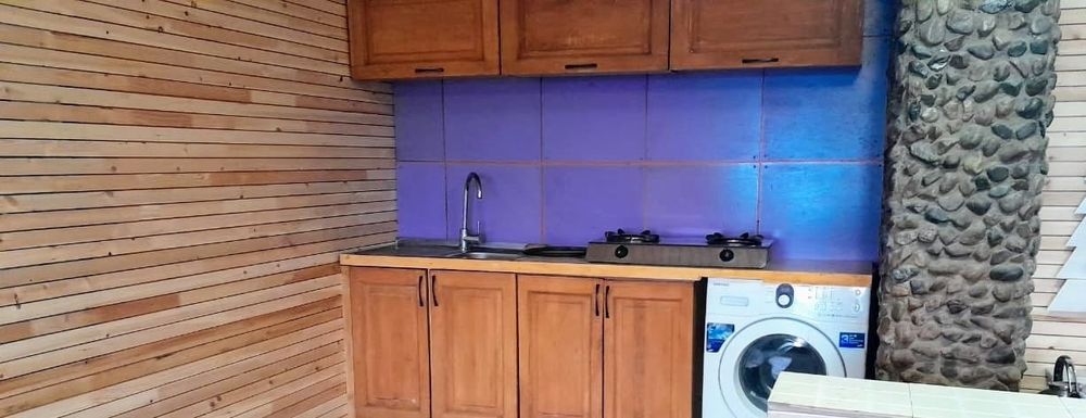 Посуточно 3 ком дача с видом на город и горы