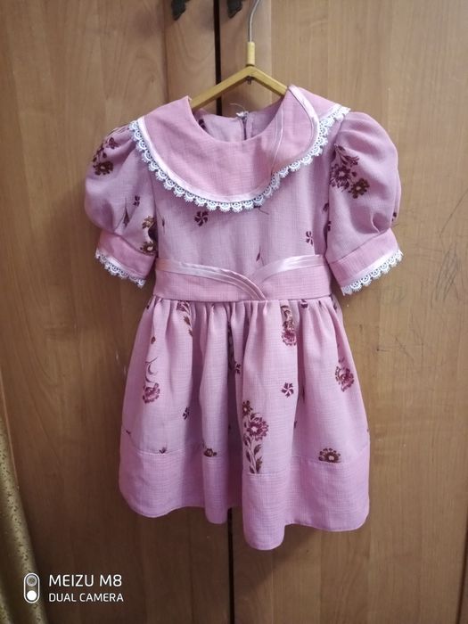 продам красивое платье