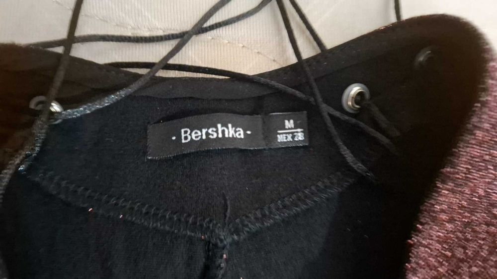 Вечернее платье Bershka