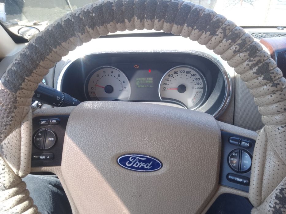 Продам Ford Explorer 2007 года