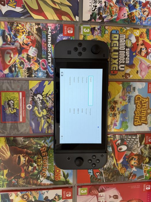 Nintendo switch + 11 игри + калъф за пренасяне + джойстик