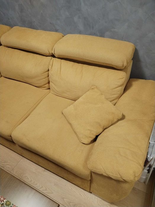 Продава Разтегателен диван