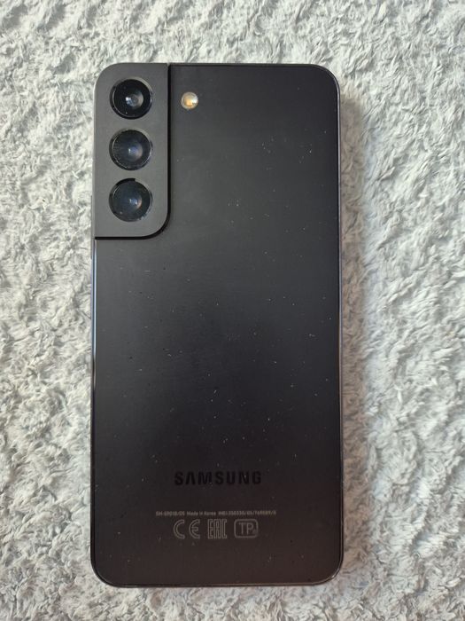Продам Samsung Galaxy S22 128 ГБ