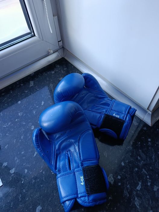 Перчатки боксерские детские и подростковые