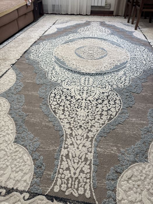 Продам ковер 2,5*4