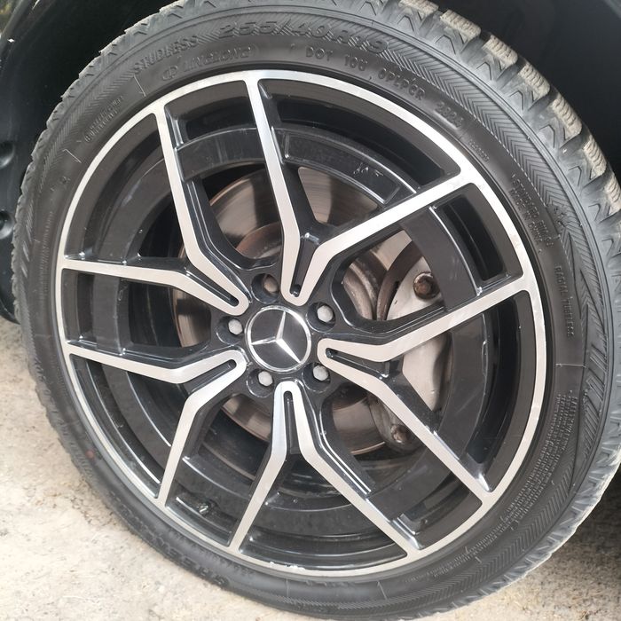 Диски с шинами  продам