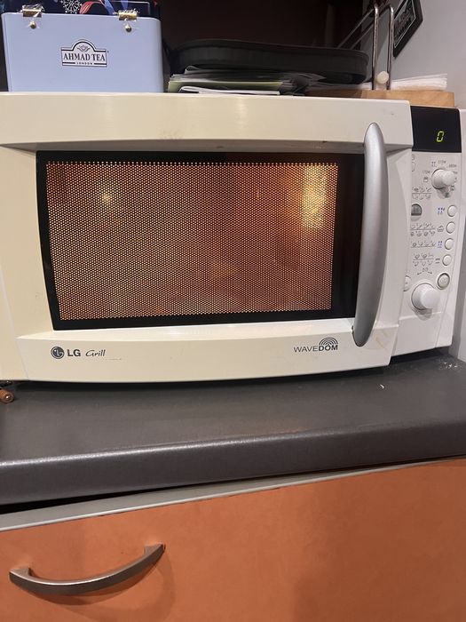 Микровълнова фурна LG с грил