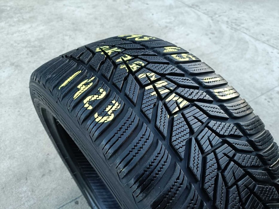 O anvelopa iarna 245 45 18 hankook winter I*cept evo3 cu 7,8 mm 1423