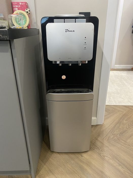 Кулер для воды BONA310LA