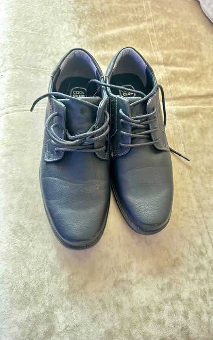 Детски обувки за момче.