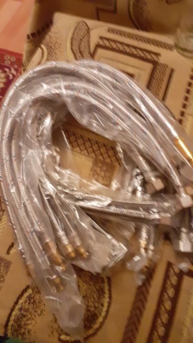 Продам шланги пара 1000тг  для смесителя