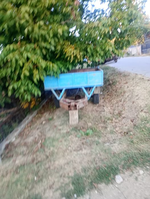 Vând utilaje agricole tot ce se vede