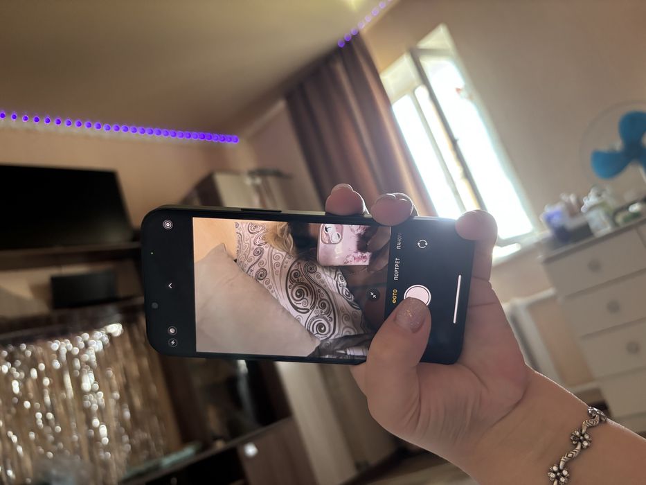 Продам iPhone Apple 13 128g