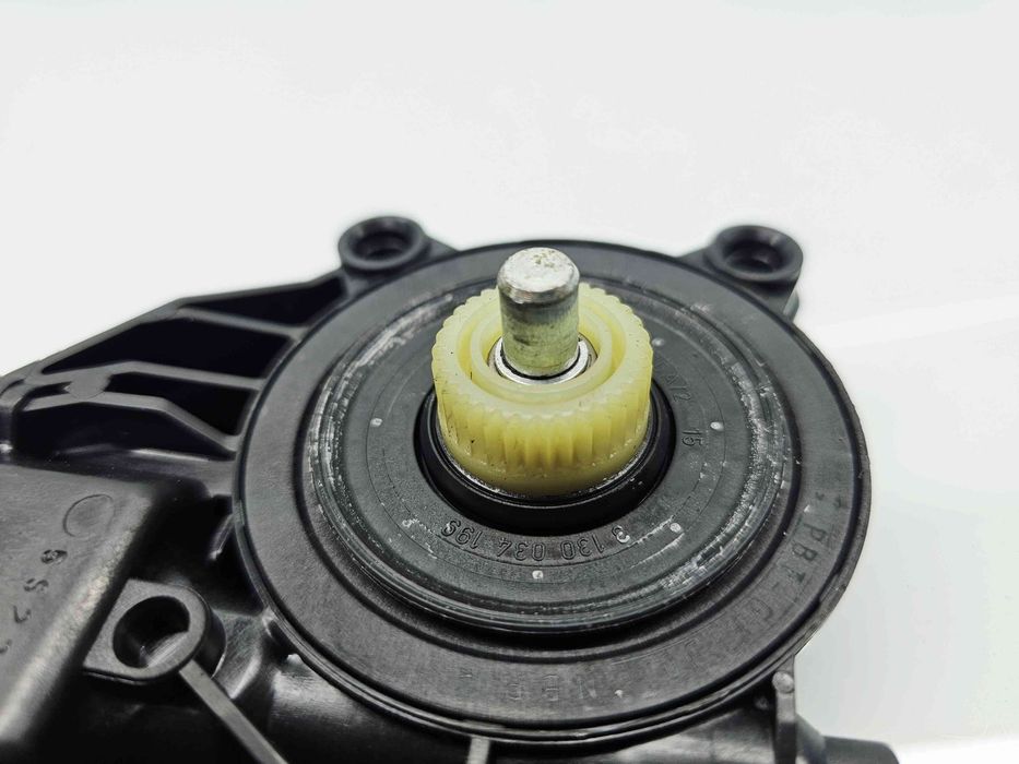 Motoras geam dreapta fata Ford Fiesta 6 [Fabr 2008-2019] 8A61-14553-B