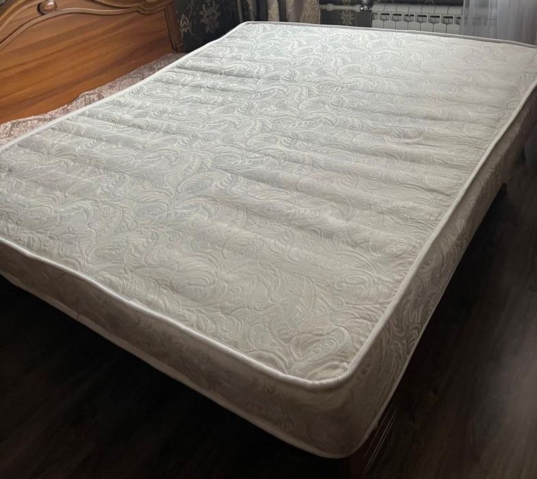 Матрас 200х160х22