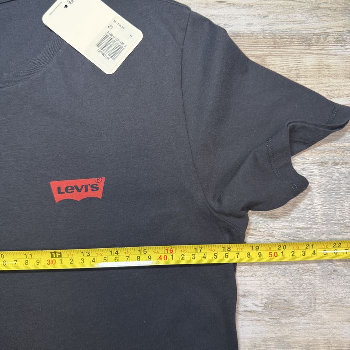 Levi’s relaxed fit - ориг дамска тениска. М