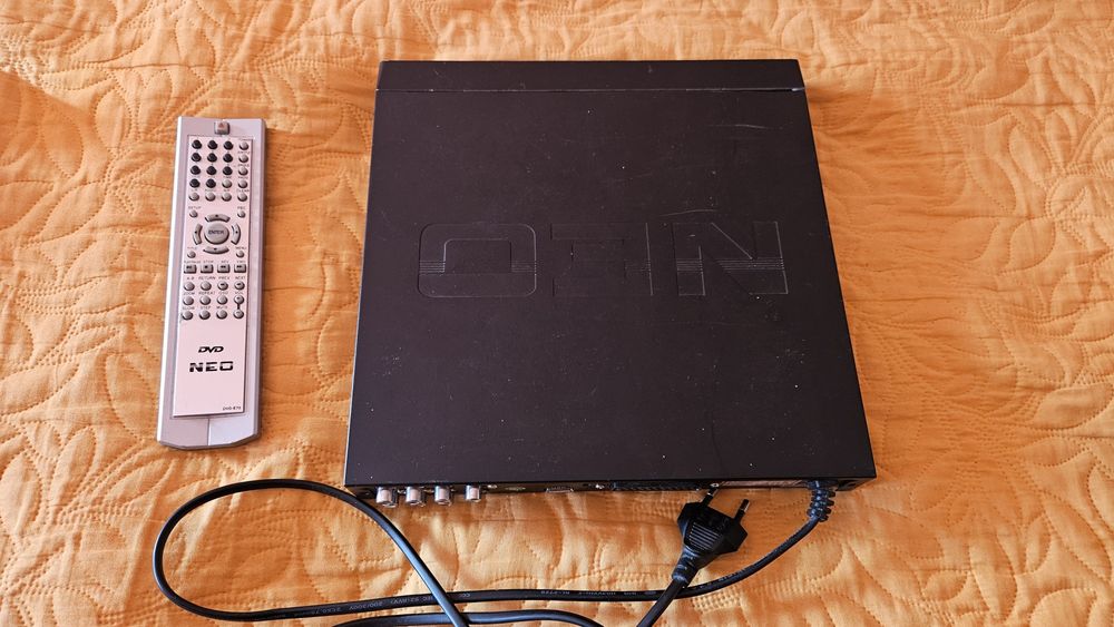 DVD , модел Neo DVD-E70
