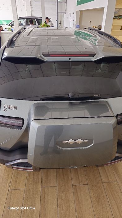 Leopard3 Ultra 4WD Titanium