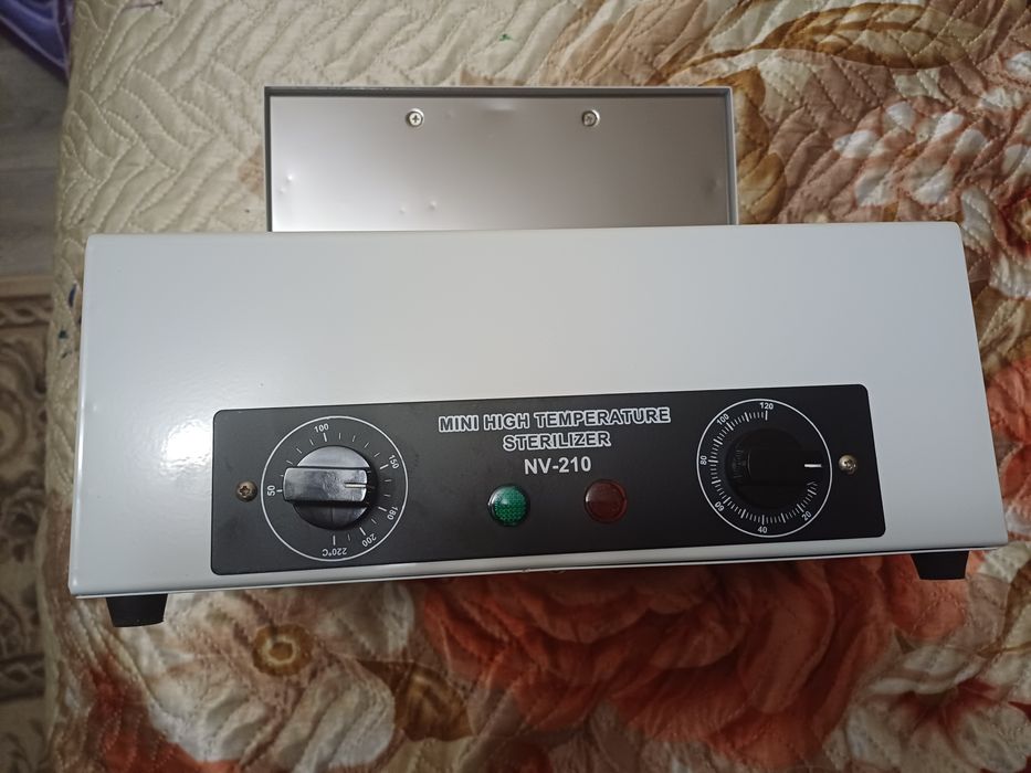 Продам сухожар маникюрный