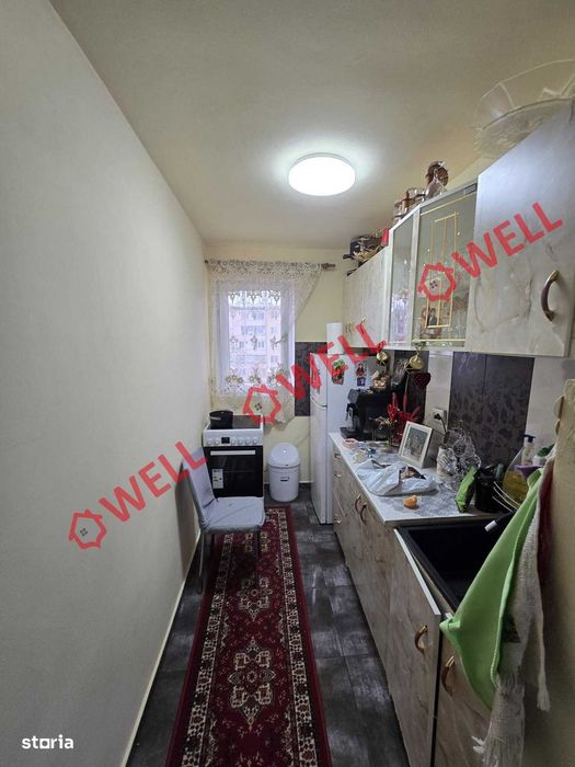 De vânzare apartament cu 3 camere în loc. Baraolt, Cal. Trandafirilor