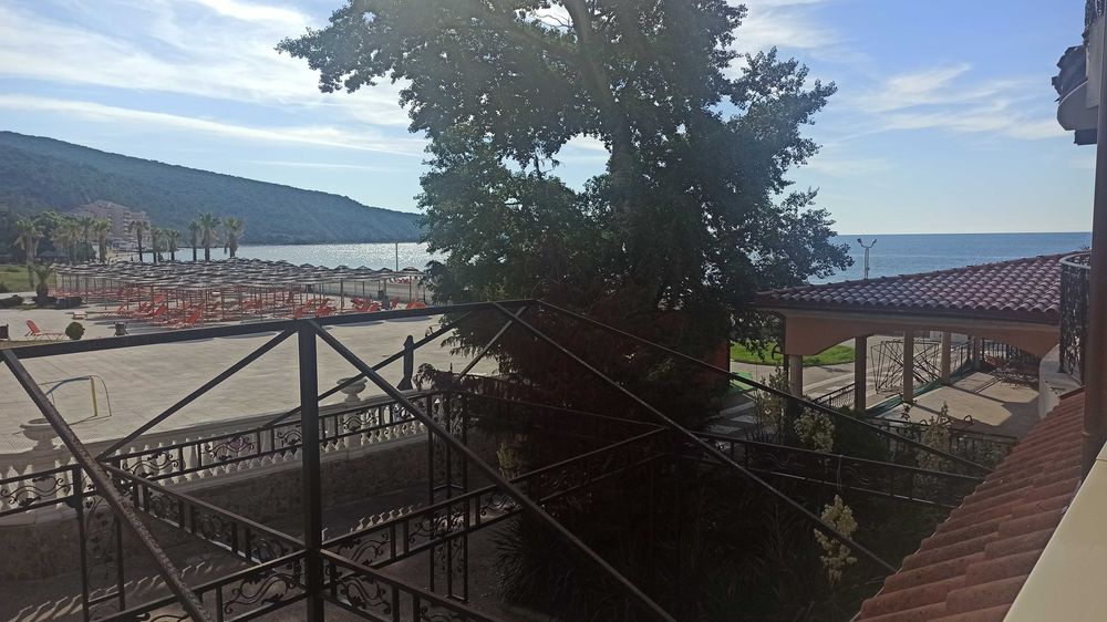 Продава се Тристаен апартамент в к.к. Елените - 107 кв.м за 1402 €/кв.м - Снимка #15